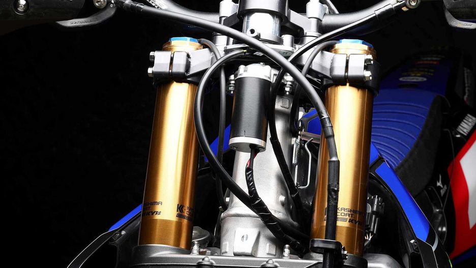 Yamaha szykuje elektroniczne wspomaganie kierownicy dla motocykli