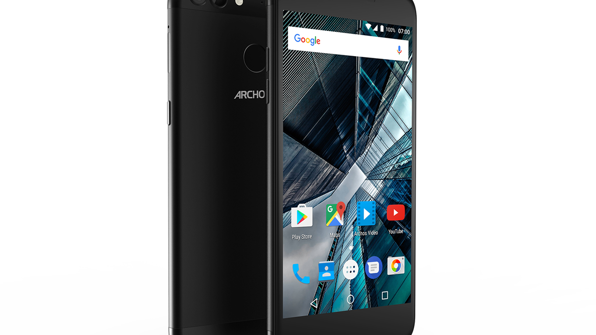 Archos 50 Graphite i 55 Graphite oficjalnie. Metalowy smartfon z podwójnym aparatem za 560 zł 1