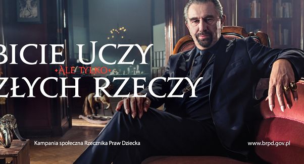 „Bicie uczy, ale tylko złych rzeczy” - demoniczny Radziwiłowicz w kampanii Rzecznika Praw Dziecka (wideo)