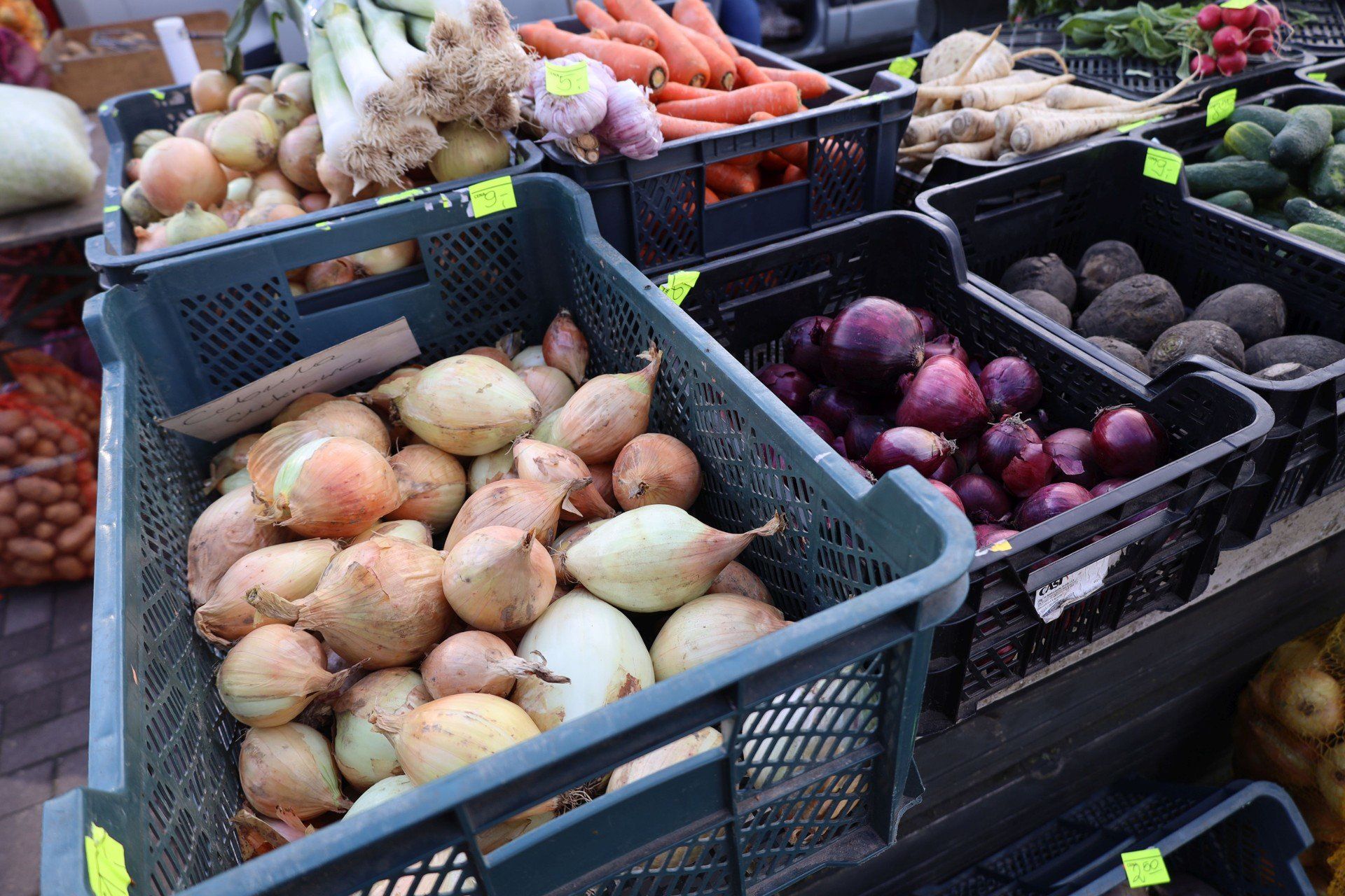Jak wskazuje UOKiK, niskie ceny płodów rolnych wynikają z czynników gospodarczych, a nie zmowy cenowej.