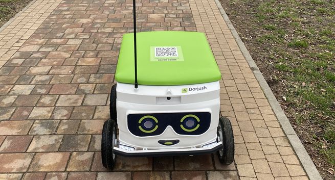 Żabka wykorzystała robota do dostawy zakupów