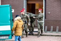 Żołnierz strzelał do auta. Biegli: był niepoczytalny