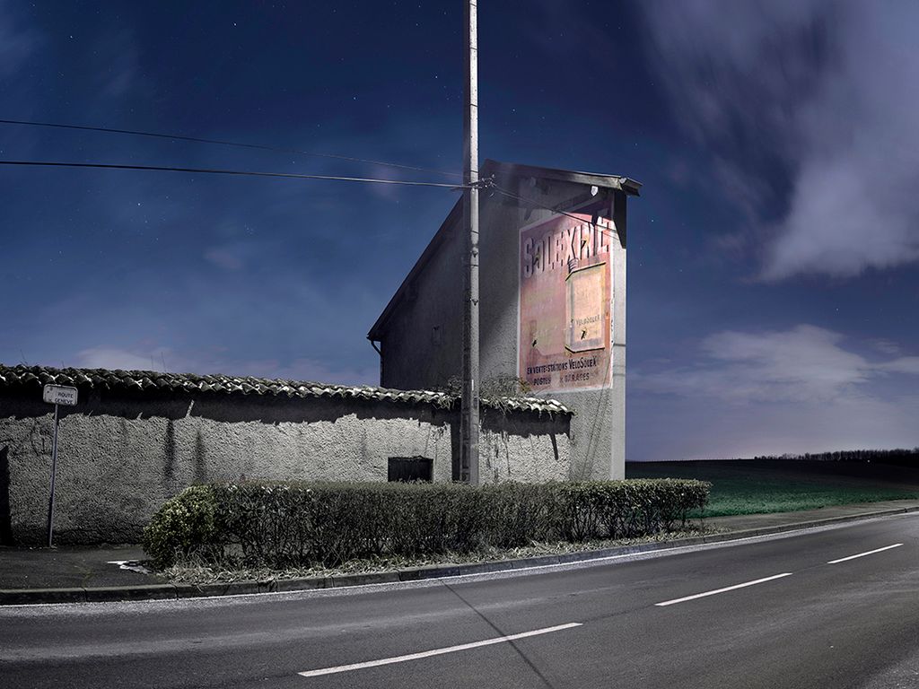 Wyimaginowany świat sztucznych budynków w projekcie ”Facades” Zachariego Gaudrillot-Roya 5