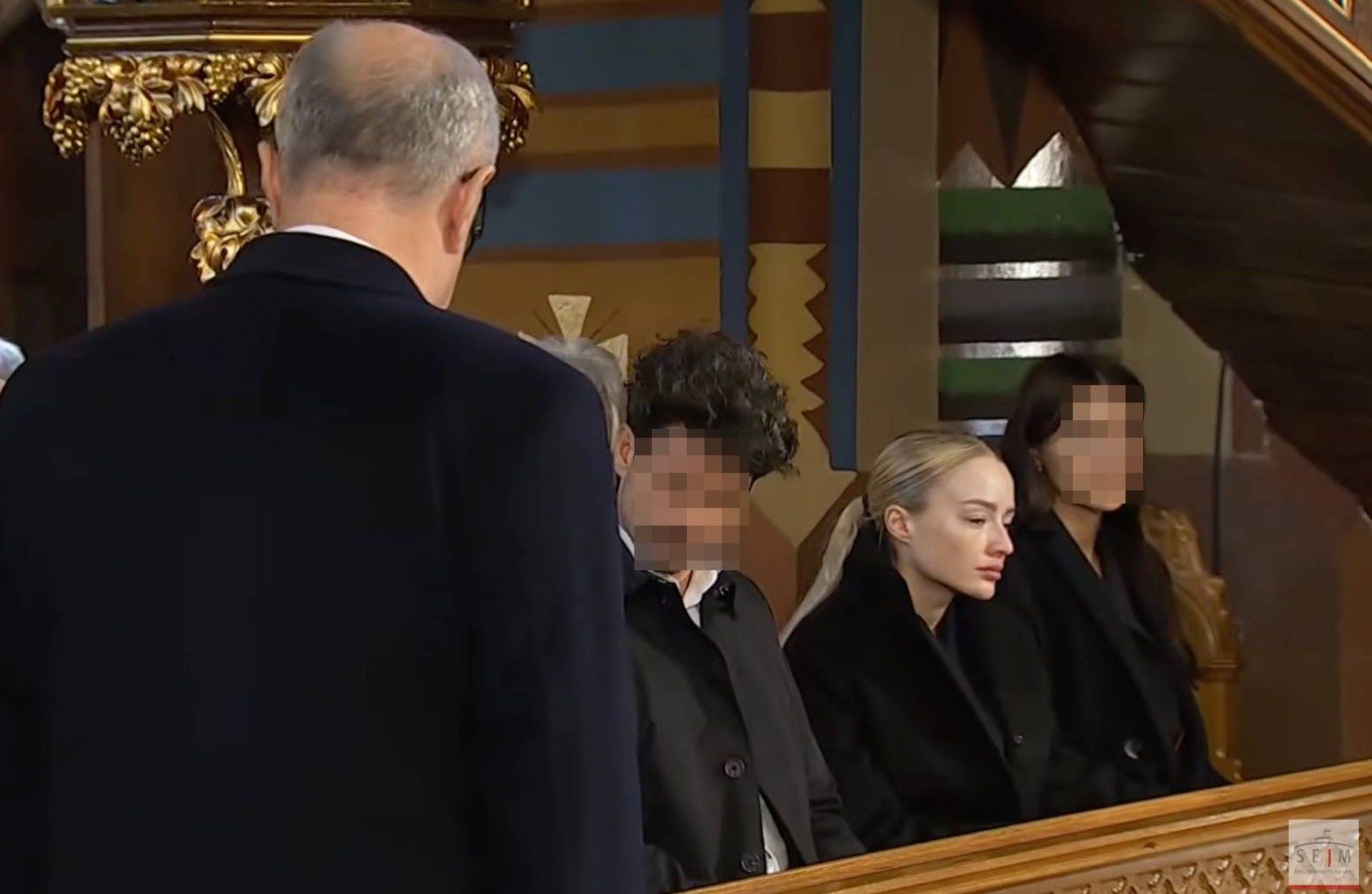 Partnerka Łukasza Litewki podczas mszy żałobnej