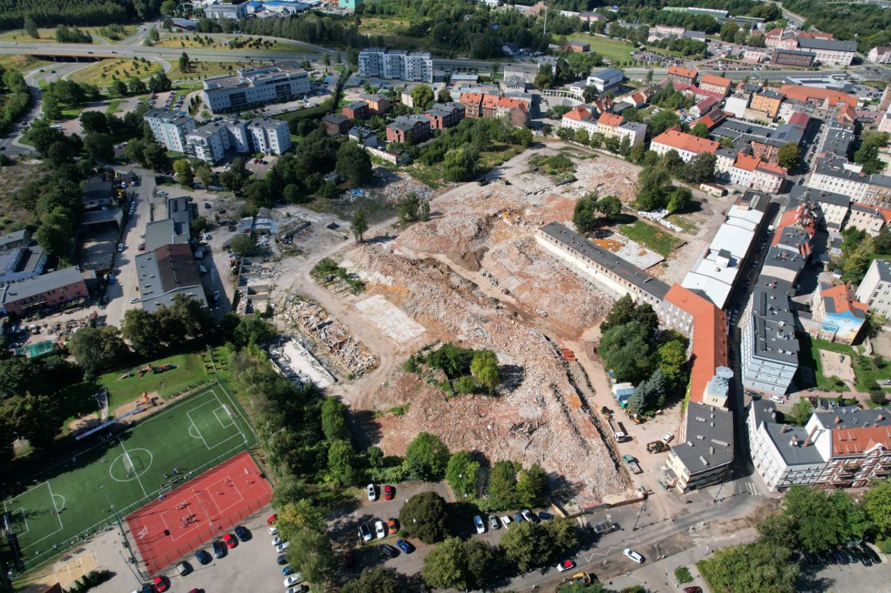 Mieszkania w miejsce blisko 200-letniej fabryki? Ukraińcy sprzedają teren w Wałbrzychu