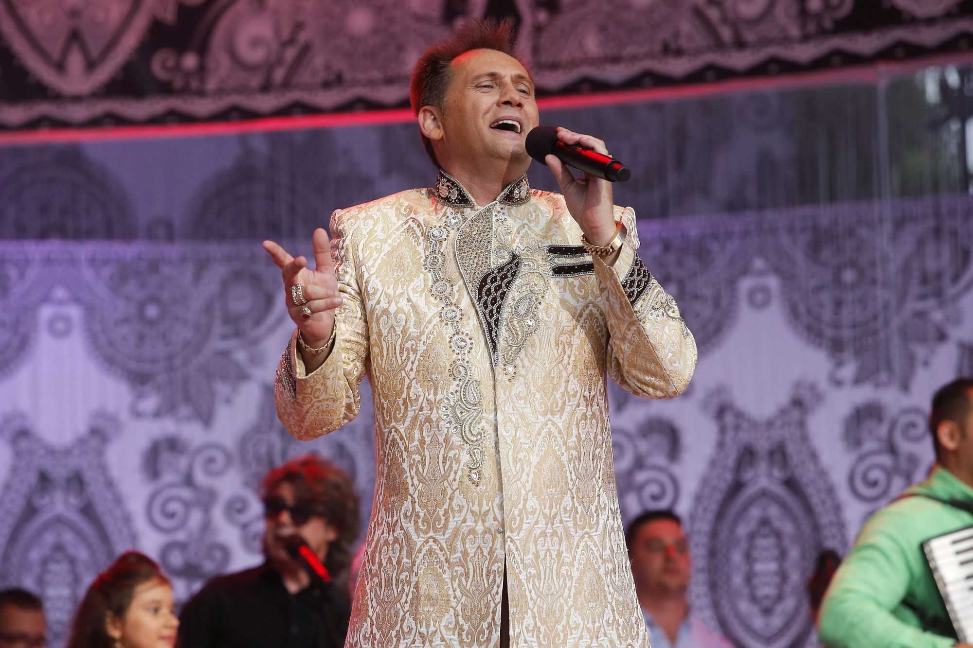 Bogdan Trojanek na koncercie w Cichocinku