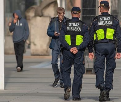 Mandaty za kopcenie. Strażnicy zdradzili, ile osób ukarali