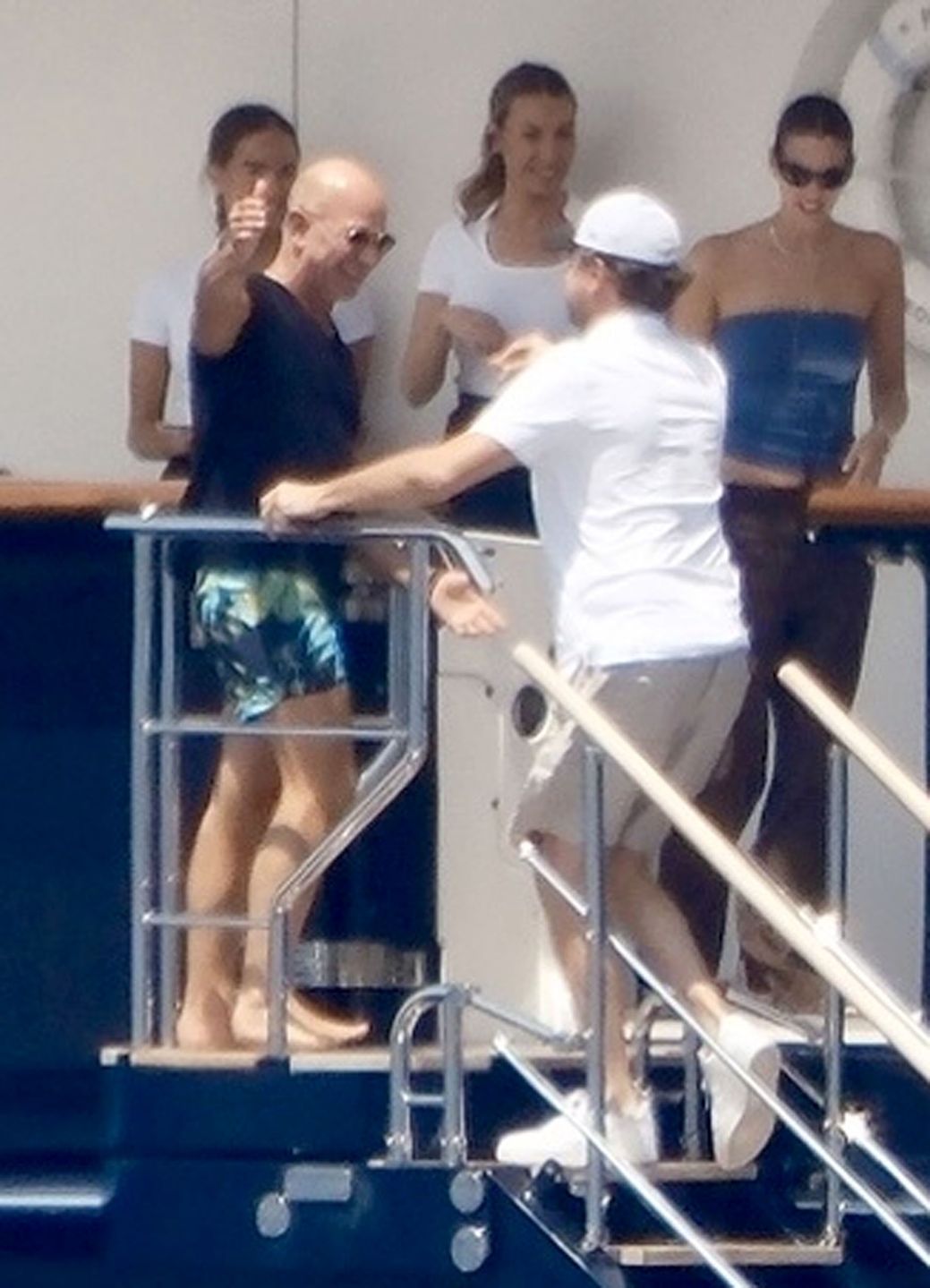 Jeff Bezos, Lauren Sanchez, Leonardo DiCaprio i Vittoria Ceretti