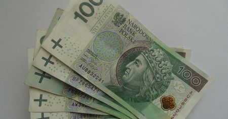 Gotówką już nie zapłacisz?! Ten pomysł wywołuje mnóstwo emocji