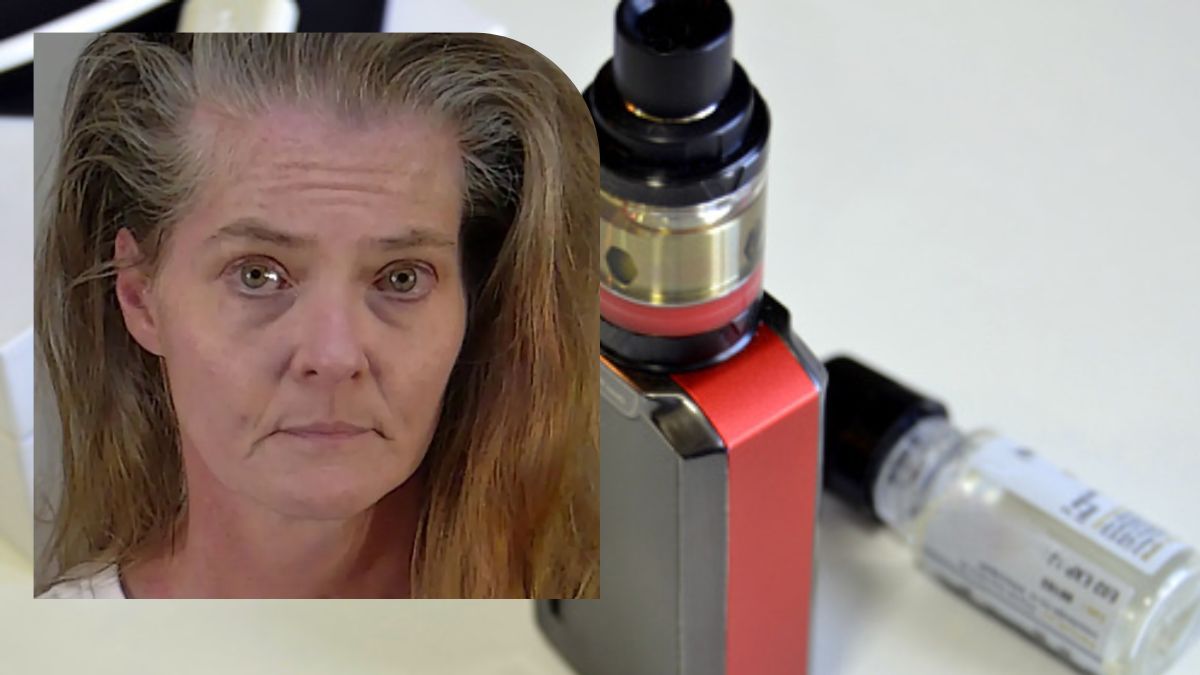 Jennifer Hale pozwoliła jednemu z uczniów, aby zapalił e-papierosa. Jej tłumaczenie zszokowało policję