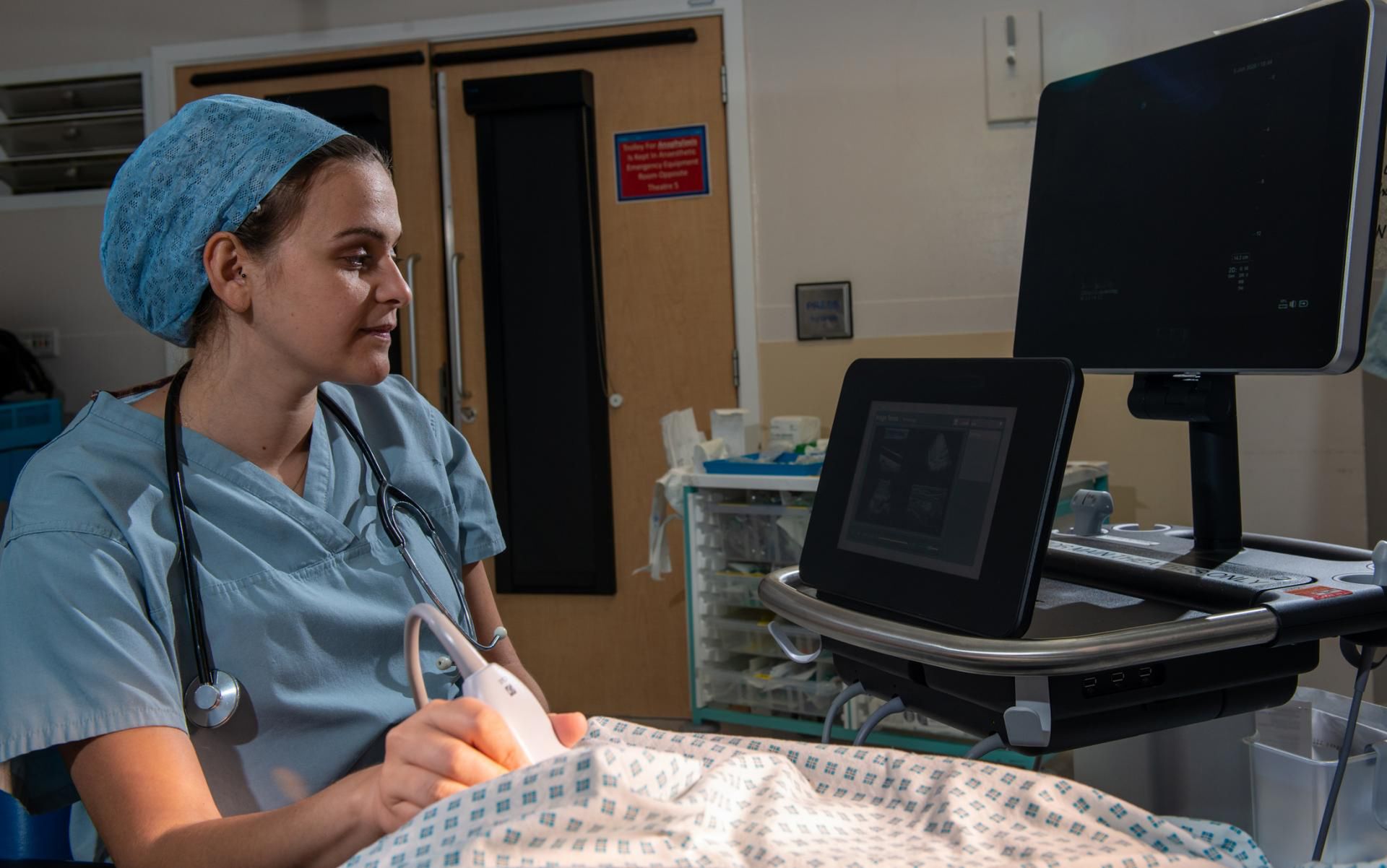 Badania ujawniło, że Sheila ma na wątrobie dwa guzy