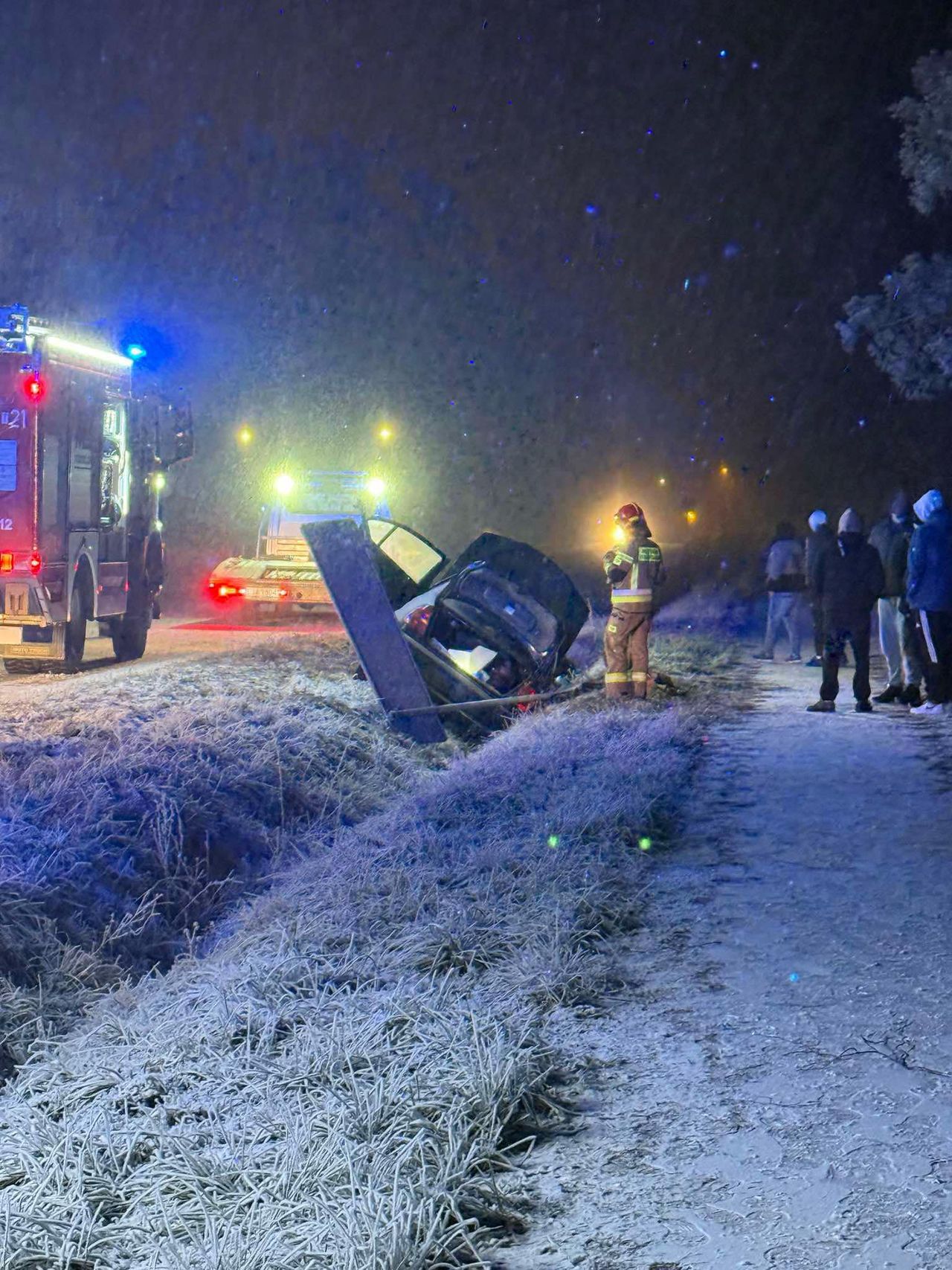 Groźny wypadek na Sandomierskiej i pożar samochodów [Foto]