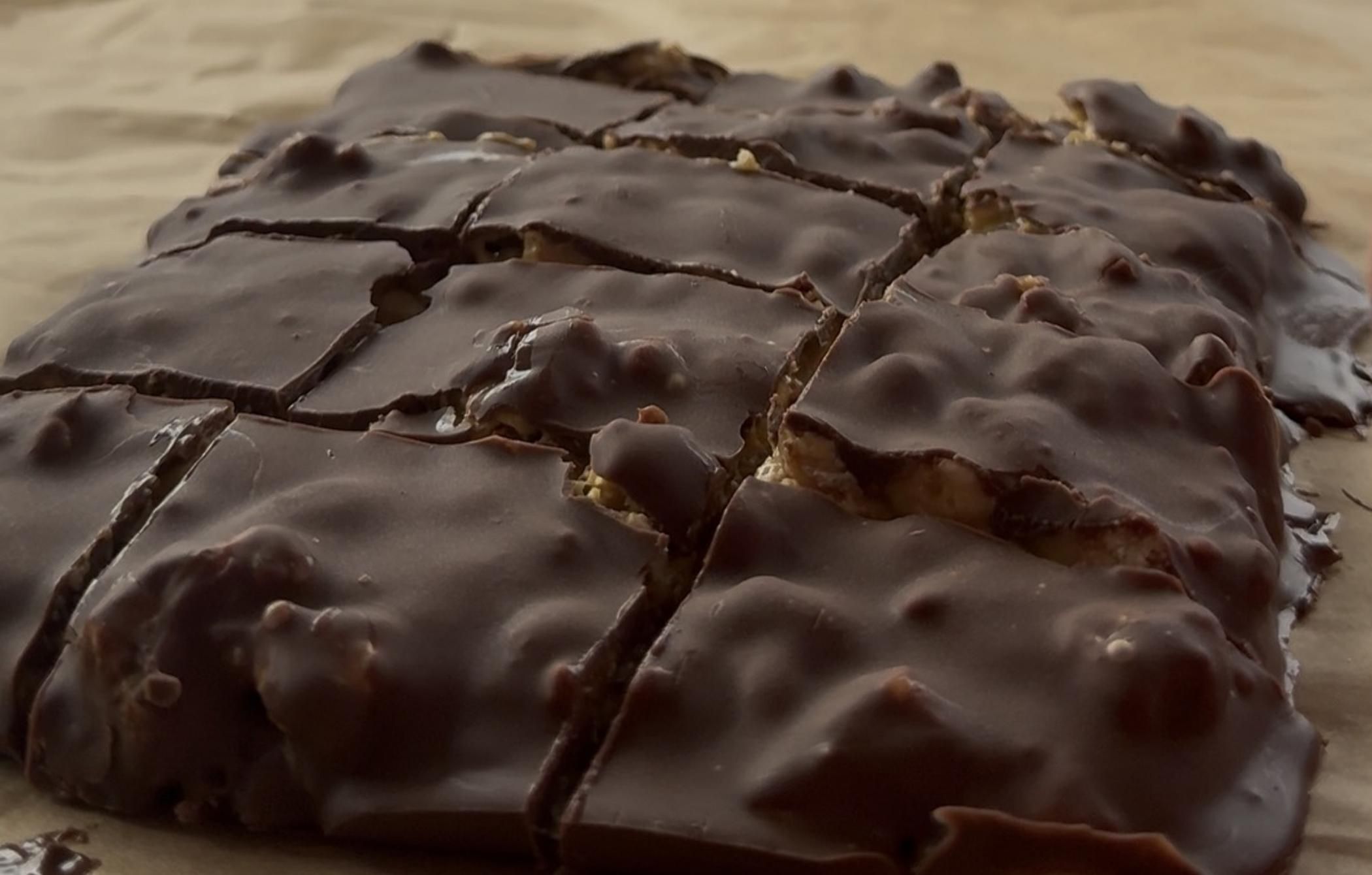Domowe batony a'la Snickers