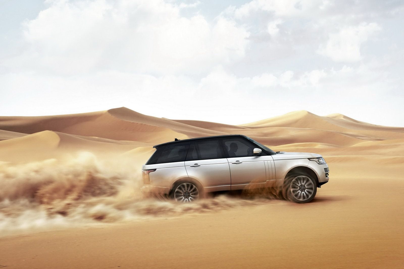 Nowy Ranger Rover (2013) w obszernej galerii 49