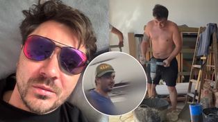 Daniel Martyniuk wyprowadzony z samolotu. TYM zajmował się w Hiszpanii