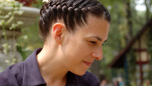 Fryzura koszyczek 1