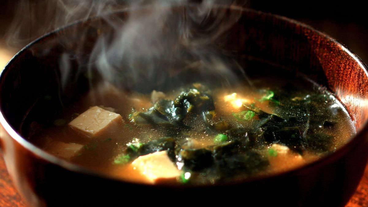 Zupa miso jest przepyszna i prosta w przygotowaniu