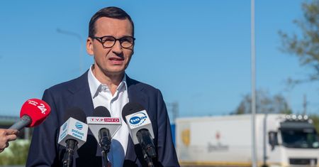 "Obniżcie stawki ETS, a spadną ceny energii". Premier stanowczo pod adresem KE
