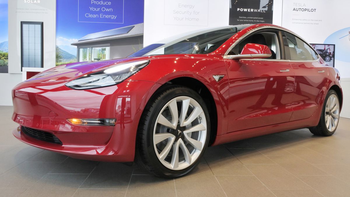 Tesla wydała większą aktualizację oprogramowania. (depositphotos)