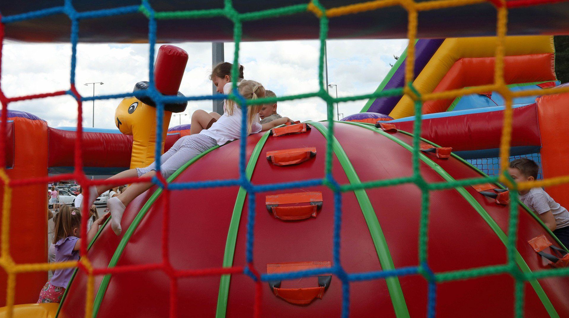 Festyn przy Galerii Grudziądzkiej dla dzieci