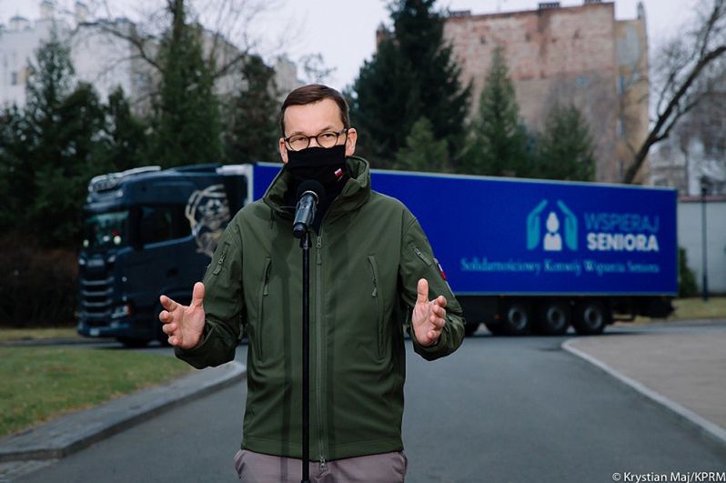 Konwój Wsparcia Seniora miał być "szansą" dla Morawieckiego?