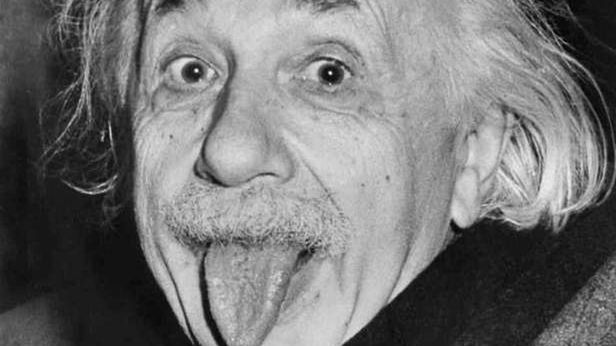 15-latek obala teorie Einsteina i Newtona, czyli jak portale robią nam papkę z mózgu 1