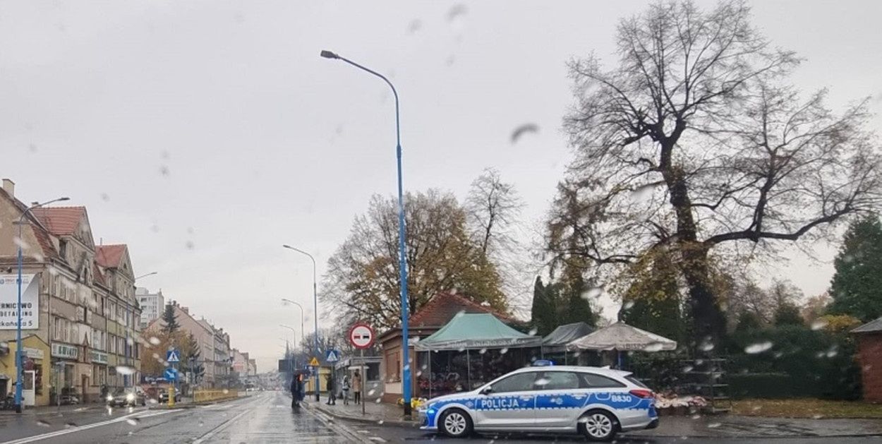Legnica: Finał akcji "Znicz". Policja wciąż pilnuje bezpieczeństwa
