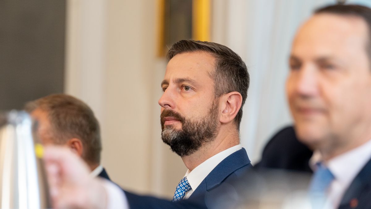 WARSAW, POLAND - 2024/07/08: Wladyslaw Kosiniak-Kamysz Deputy Prime Minister, Minister of National Defence seen during the National Security Council meeting. The meeting of the National Security Council convened by President Andrzej Duda began on Monday morning. It takes place before the departure of the Polish delegation to Washington, D.C., for the NATO summit. In the meeting participated, among others, Prime Minister Donald Tusk, Deputy Prime Minister and Minister of National Defense Wladyslaw Kosiniak-Kamysz, Minister of Foreign Affairs Radoslaw Sikorski, Chief of the General Staff General Wieslaw Kukula, Deputy Speakers of the Polish Parliament Wlodzimierz Czarzasty and Piotr Zgorzelski, Speaker of the Senate Malgorzata Kidawa-Blonska, Chairman of the PiS club, former Minister of National Defense Mariusz Blaszczak, Head of the Chancellery of the Prime Minister Jan Grabiec, and Head of the Chancellery of the President Malgorzata Paprocka. (Photo by Marek Antoni Iwanczuk/SOPA Images/LightRocket via Getty Images)