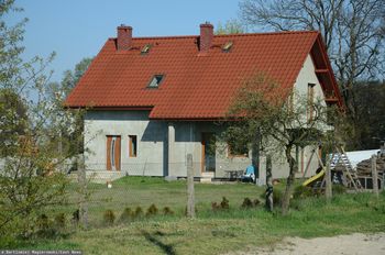Polacy uciekają za miasto. Tak wystrzeliły ceny domów