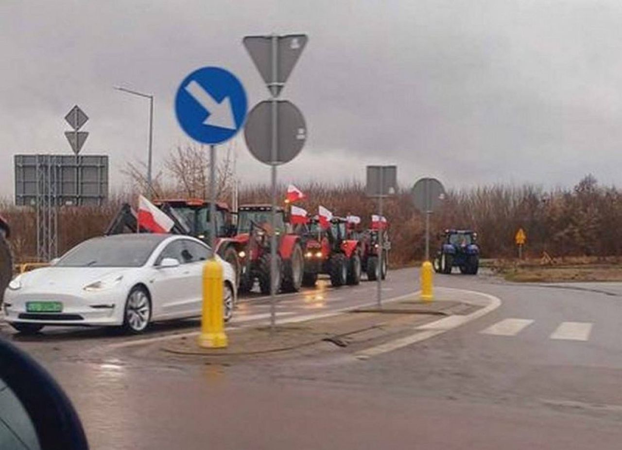 Zablokowane duże miasto. Są objazdy