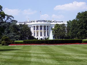 Zmiana w najbliższym otoczeniu Donalda Trumpa. Karoline Leavitt odchodzi z Białego Domu