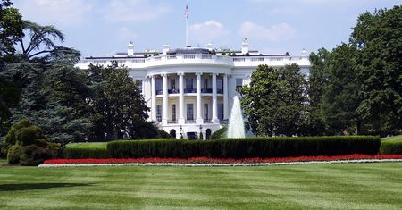 Zmiana w najbliższym otoczeniu Donalda Trumpa. Karoline Leavitt odchodzi z Białego Domu