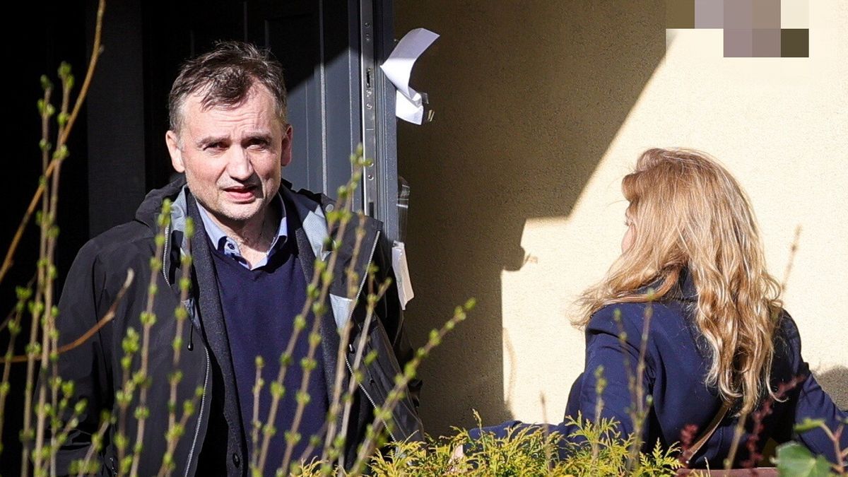 Zbigniew Ziobro, Patrycja Kotecka-ZiobroRafa� GuzABW, Agencja Bezpiecze�stwa Wewn�trznego, by�y minister, polityk, Przeszukanie domu, Ziobro, dom, mieszkanie