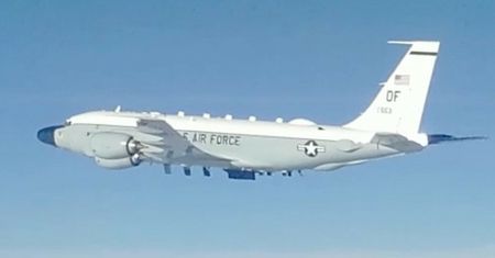 Samolot US Air Force przeleciał nad Polską. Reagują Rosjanie