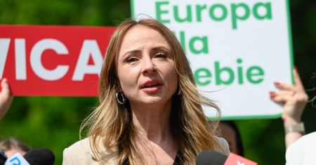 "Kompromitacja", "kabaret", "absurd". Ekonomista o zamieszaniu ws. płacy minimalnej