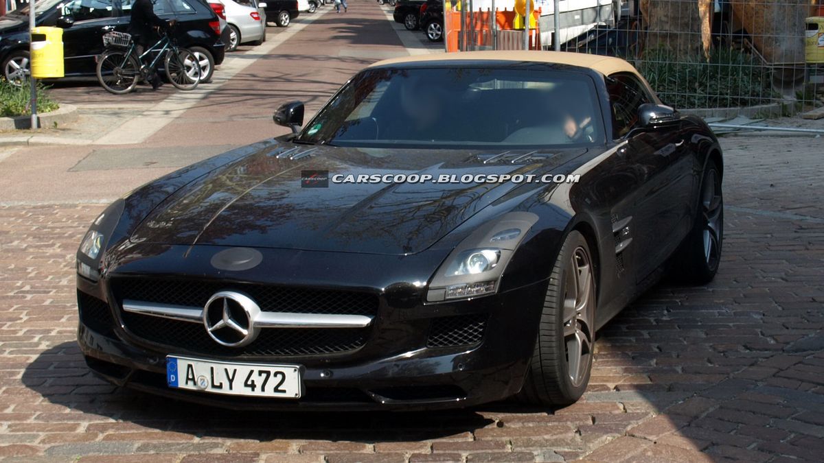 Mercedes SLS AMG Roadster 2012
