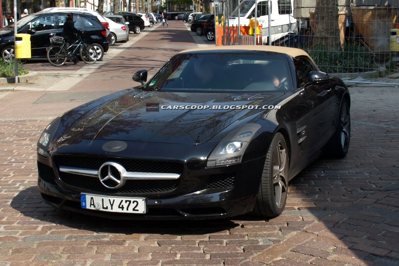 Mercedes SLS AMG Roadster kolejny raz bez kamuflażu