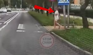 Miała czerwone. Dziewczynka nagrana. Komentarz zbędny