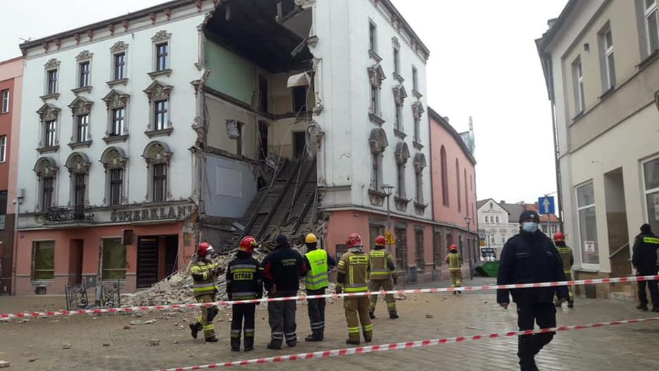 Rybnik. Zawalił się ściana kamienicy