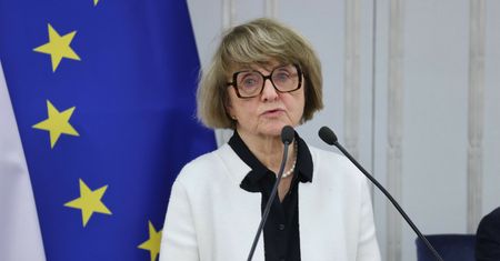 "Ludzie zaczynają być zniechęceni sporami w opozycji". Danuta Huebner dla WP