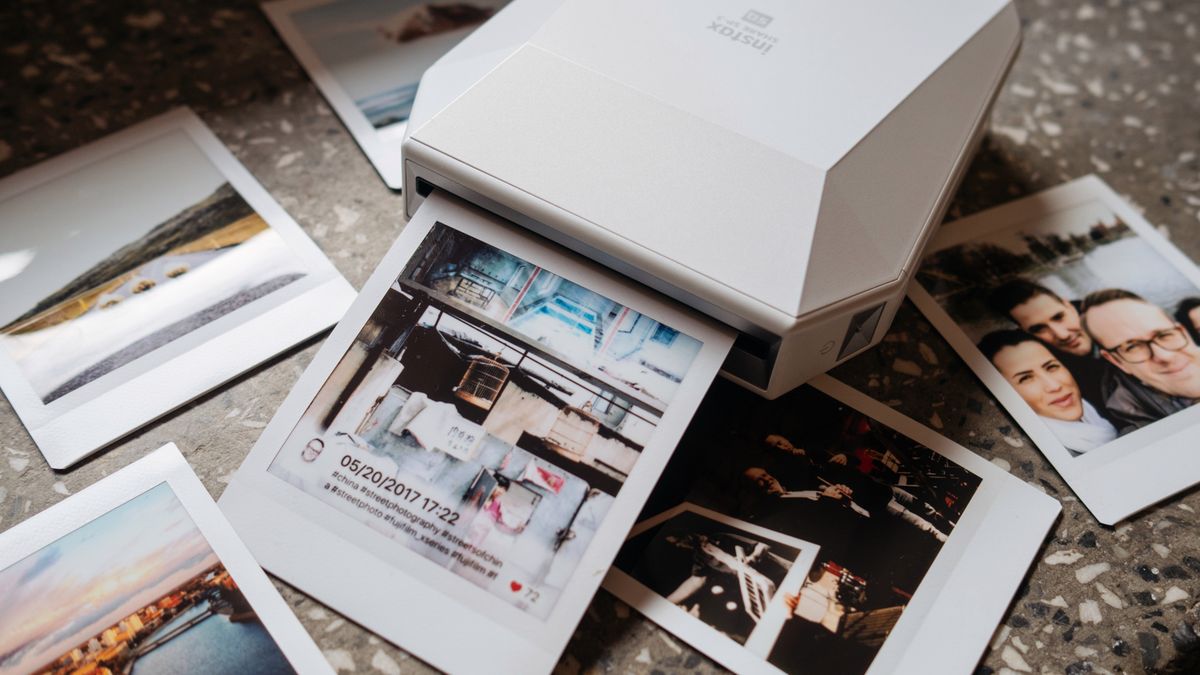 Instax Share SQ SP-3 - drukuje natychmiastowo w kwadracie i daje mnóstwo frajdy 1