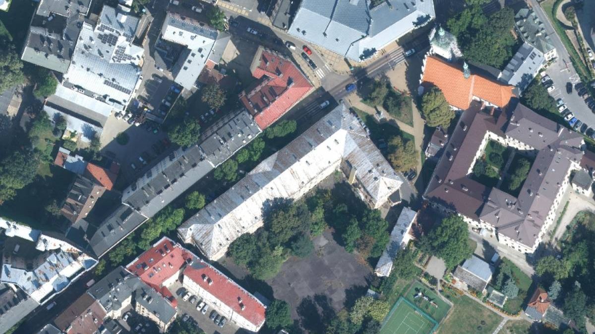 W dawnym budynku Wydziału Pedagogiki UMCS przy ul. Narutowicza 12 mogą powstać mieszkania