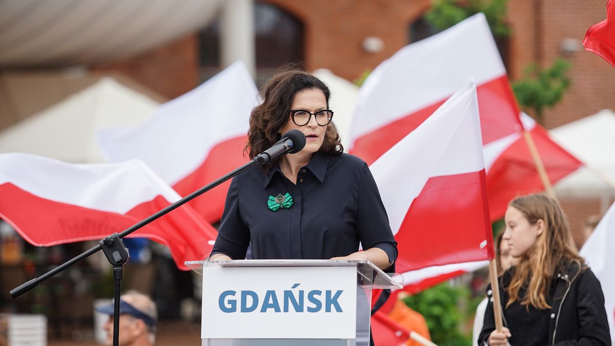 Mayor of Gdansk Aleksandra Dulkiewicz is seen in Gdansk, Poland on 12 June 2021 Trzaskowski visits Gdansk to meet with mayor of the city on promote his political project Campus Poland (Campus Polska). (Photo by Michal Fludra/NurPhoto via Getty Images)