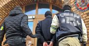 Rzucił butelką w wóz strażacki. Jest akt oskarżenia