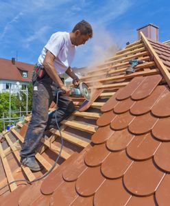 Detektywi sprawdzają Polaków na L4. Tak kombinują "figuranci"