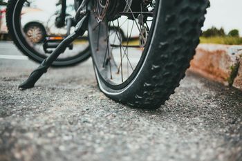 Tragiczny wypadek pod Włocławkiem. Motocyklista nie miał szans