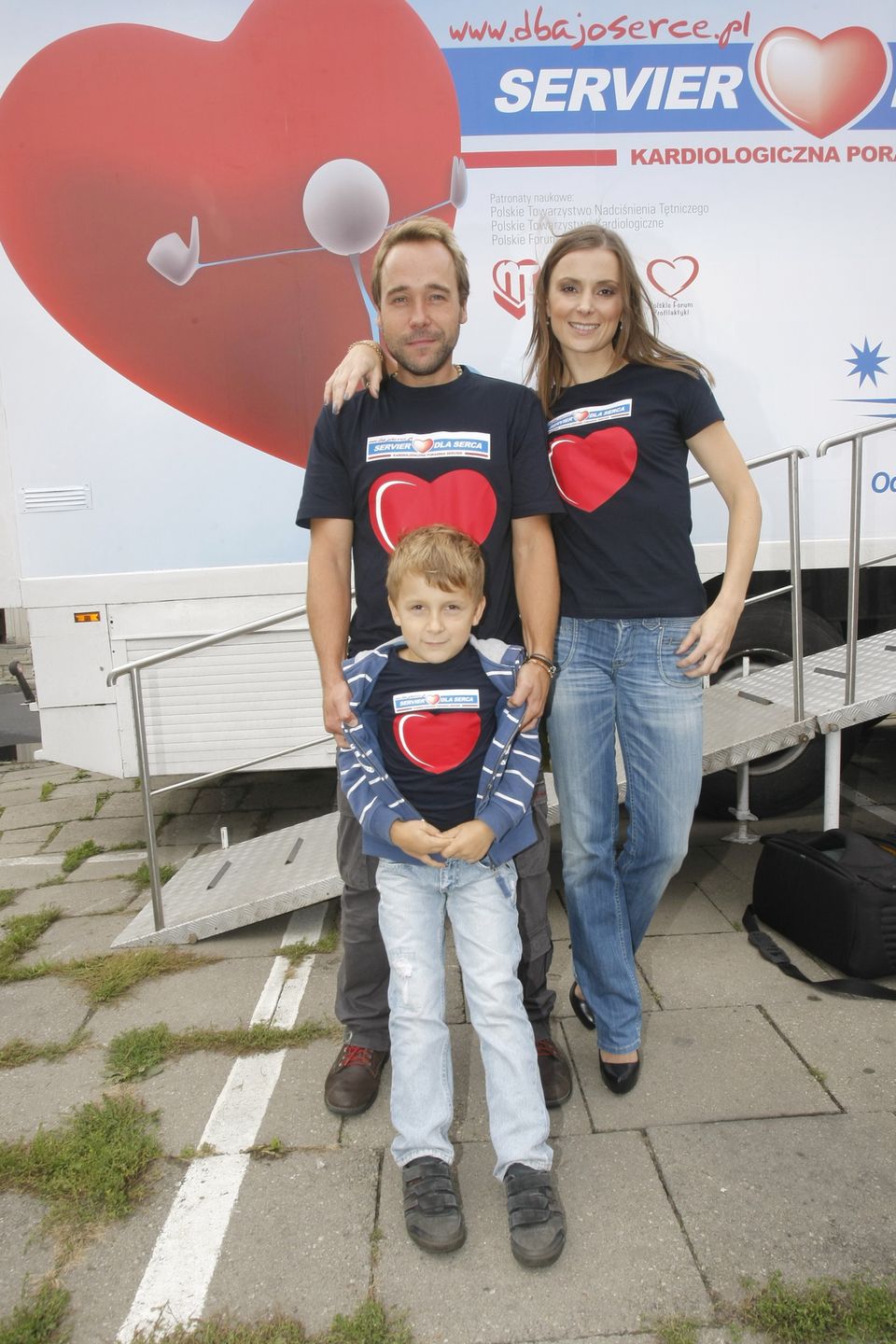Łukasz Nowicki i Halina Mlynkova z synem Piotrem
