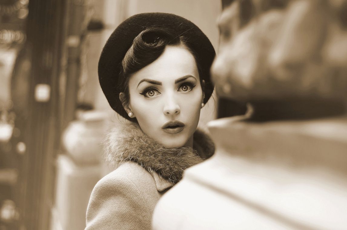 „Vintage Woman" - piękne, stylizowane portrety Mai Topcagic 10