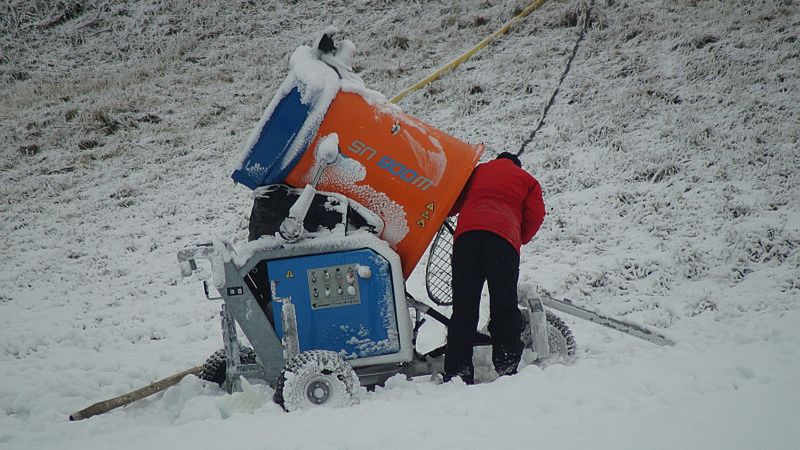 Stoki narciarskie zamykają się z powodu wiosennej pogody 