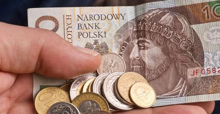 Łatwo naciąć się z rana. Fala oszustw telefonicznych w Polsce